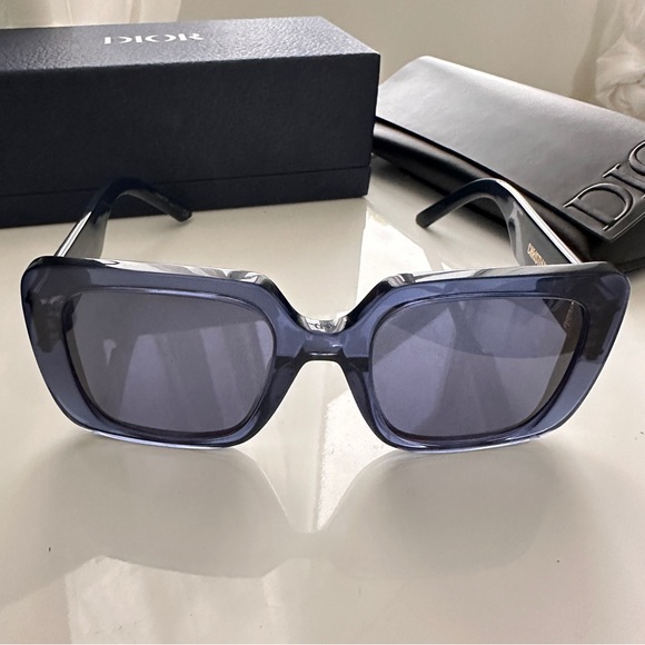 CHRISTIAN DIOR WILDIOR S 3 U 55 23 145 Luxury Sunglasses with case and Box - Picture 3 of 10